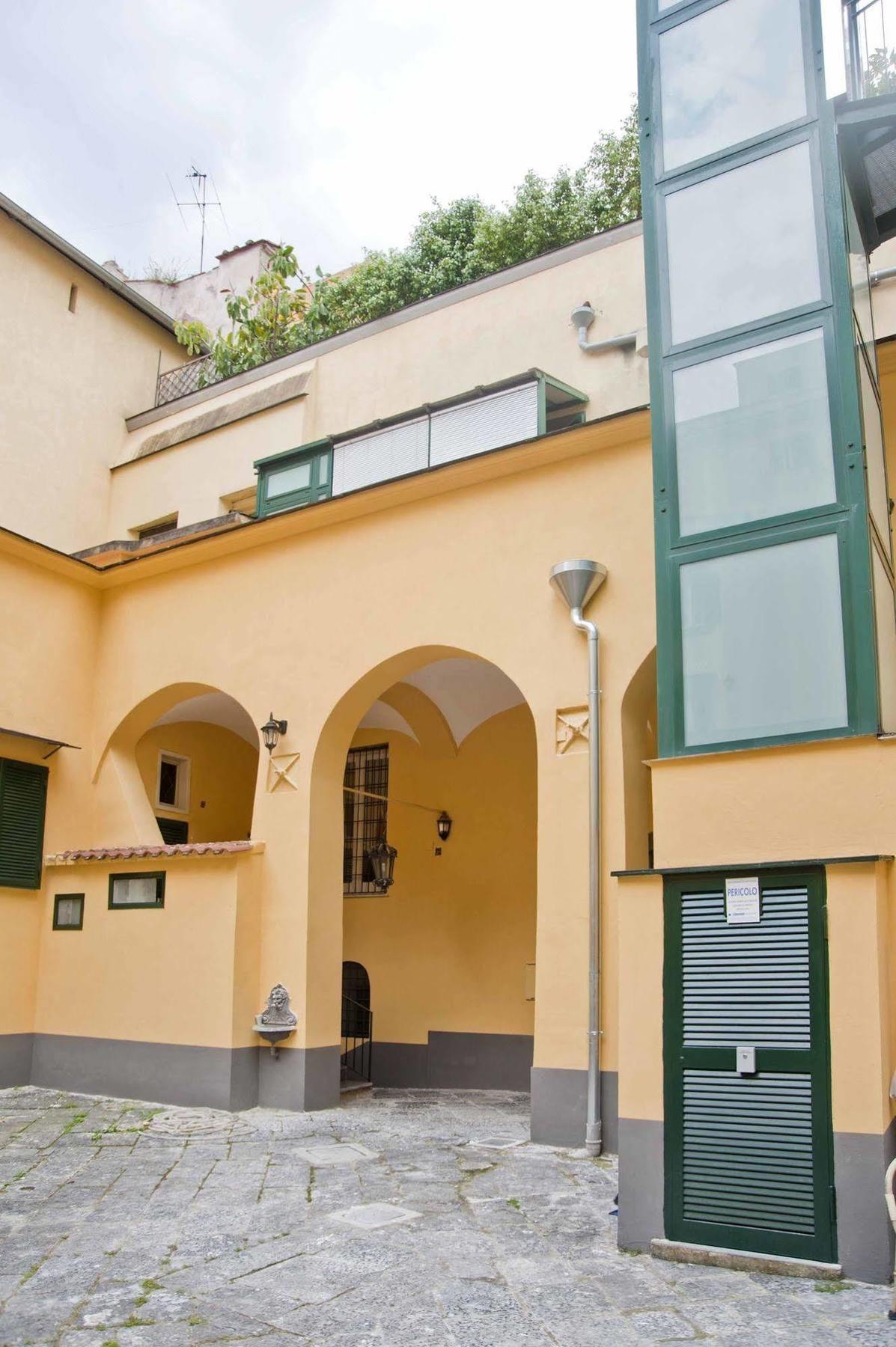 Napul'E Apartament Neapel Exteriör bild