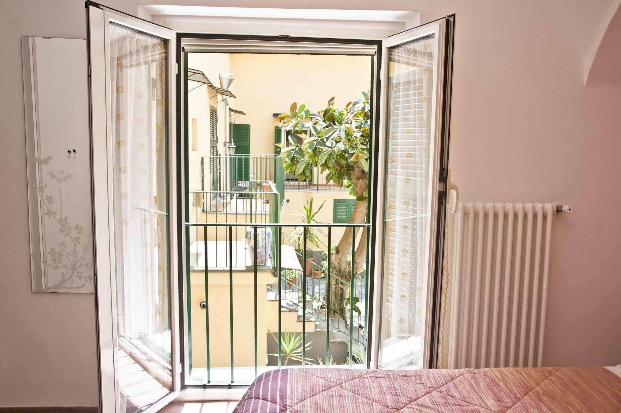 Napul'E Apartament Neapel Exteriör bild